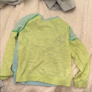 Vibrant Green and Blue Crew Neck Sweater with Heathered Texture